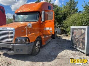 2007 Cst120 Freightliner Semi Truck Chrome Package Texas for Sale