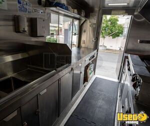 2007 E 350 All-purpose Food Truck Cabinets California Gas Engine for Sale