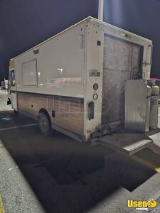 2007 E450 All-purpose Food Truck Chef Base Nova Scotia for Sale