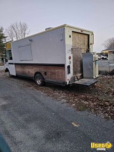 2007 E450 All-purpose Food Truck Prep Station Cooler Nova Scotia for Sale