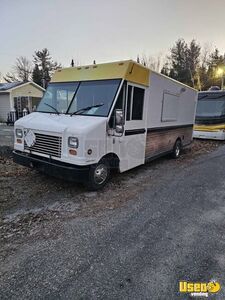 2007 E450 All-purpose Food Truck Upright Freezer Nova Scotia for Sale