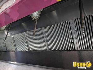 2007 Food Truck All-purpose Food Truck Diamond Plated Aluminum Flooring California for Sale