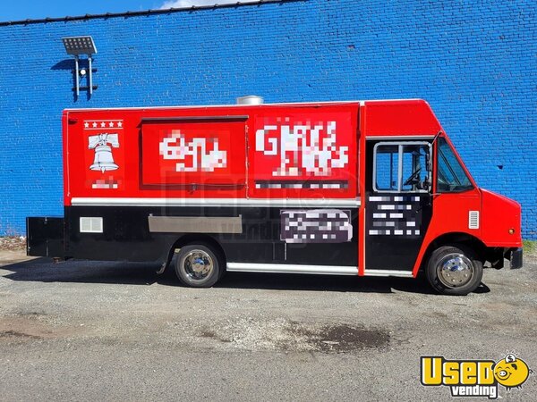 2007 Mt 45 Chassis All-purpose Food Truck New Jersey Diesel Engine for Sale