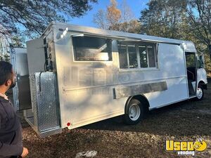 2007 Mt45 All-purpose Food Truck Air Conditioning North Carolina Diesel Engine for Sale