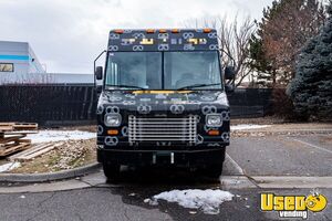 2007 Mt45 Chassis All-purpose Food Truck Concession Window Colorado Diesel Engine for Sale