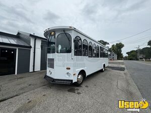 2007 Trolley Bus Trams & Trolley 5 Massachusetts Gas Engine for Sale