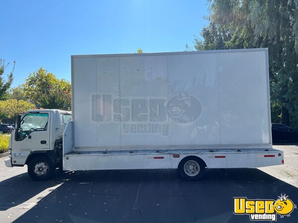 2007 Ud 1300 Mobile Billboard Truck California Diesel Engine for Sale