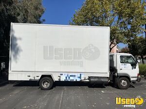 2007 Ud 1300 Mobile Billboard Truck Diesel Engine California Diesel Engine for Sale