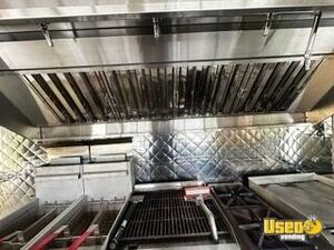 2008 Chasis All-purpose Food Truck Floor Drains Florida Diesel Engine for Sale