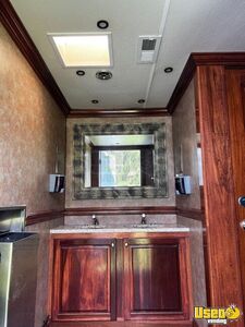 2008 Luxury 30ft Restroom / Bathroom Trailer Exterior Customer Counter Michigan for Sale