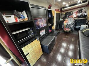 2009 4500 Mobile Hair & Nail Salon Truck 45 Colorado Diesel Engine for Sale