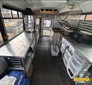 2009 E-450 All-purpose Food Truck Concession Window Mississippi Gas Engine for Sale