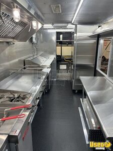 2009 E450 All-purpose Food Truck Awning Indiana Gas Engine for Sale