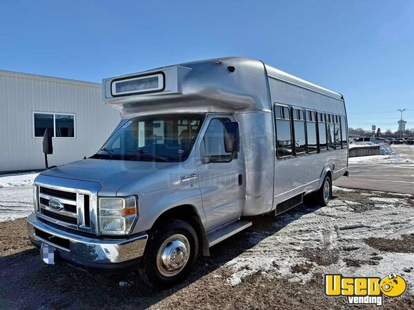 2009 E450 Party Bus Missouri Gas Engine for Sale