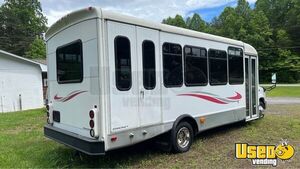 2009 E450 Shuttle Bus Transmission - Automatic North Carolina Diesel Engine for Sale