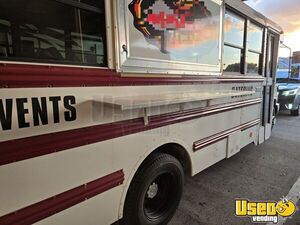 2009 Express 3500 All-purpose Food Truck Exterior Customer Counter Florida Gas Engine for Sale