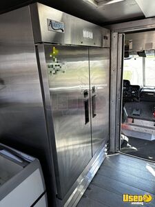 2009 Mts Step Van All-purpose Food Truck Generator Minnesota Diesel Engine for Sale