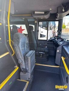 2009 Td925 Coach Bus Electrical Outlets New York Diesel Engine for Sale