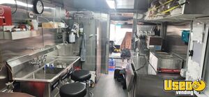 2009 V10 All-purpose Food Truck Exterior Lighting New Jersey Diesel Engine for Sale