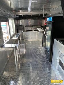 2009 W42 All-purpose Food Truck Stainless Steel Wall Covers Virginia Gas Engine for Sale