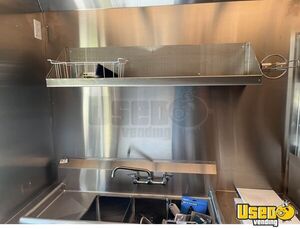 2009 W62 All-purpose Food Truck Hand-washing Sink Florida Diesel Engine for Sale