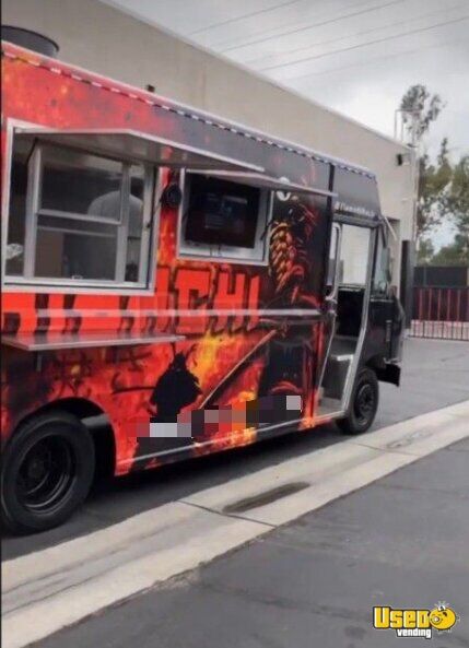 2009 Workhorse All-purpose Food Truck California Gas Engine for Sale