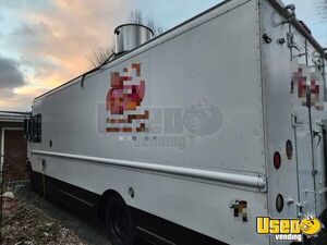 2009 Workhorse All-purpose Food Truck Concession Window Indiana Gas Engine for Sale