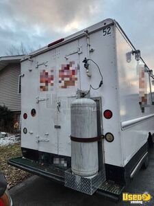 2009 Workhorse All-purpose Food Truck Diamond Plated Aluminum Flooring Indiana Gas Engine for Sale