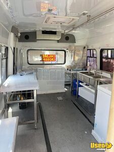 2010 E-450 Ice Cream Truck Fresh Water Tank Texas Gas Engine for Sale