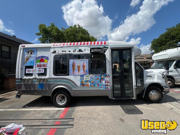 2010 E-450 Ice Cream Truck Texas Gas Engine for Sale