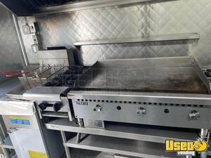 2010 E350 Super Duty All-purpose Food Truck Exterior Customer Counter Minnesota Gas Engine for Sale