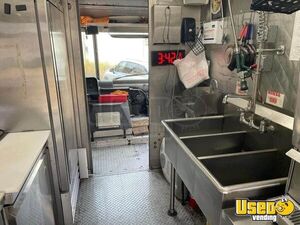 2010 E350 Super Duty All-purpose Food Truck Refrigerator Minnesota Gas Engine for Sale