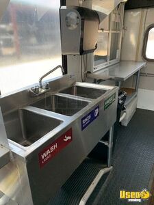 2010 E450 Passenger Bus All-purpose Food Truck Work Table Texas Gas Engine for Sale