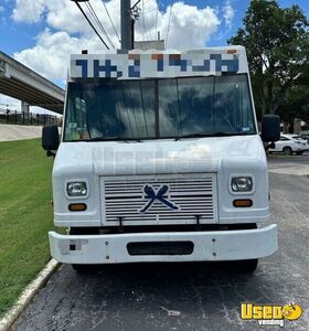 2010 Mt-45 Bakery Food Truck Concession Window Texas Diesel Engine for Sale