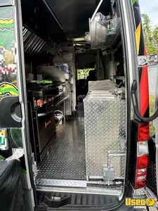 2010 Sprinter All-purpose Food Truck Diamond Plated Aluminum Flooring Florida Diesel Engine for Sale