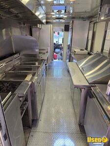 2010 W62 All-purpose Food Truck Prep Station Cooler New York Diesel Engine for Sale