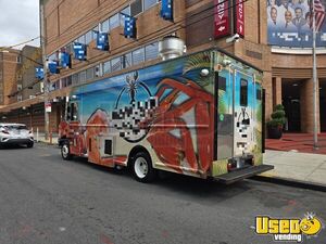 2010 W62 All-purpose Food Truck Propane Tank New York Diesel Engine for Sale