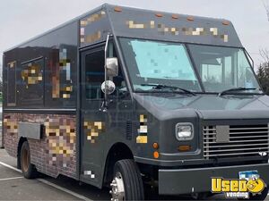 2010 Workhorse All-purpose Food Truck Minnesota Gas Engine for Sale