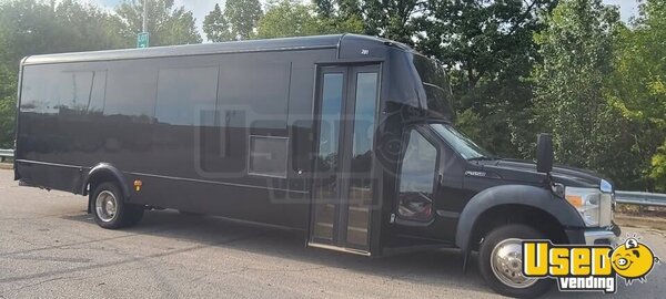 2011 550 Party Bus Virginia Diesel Engine for Sale