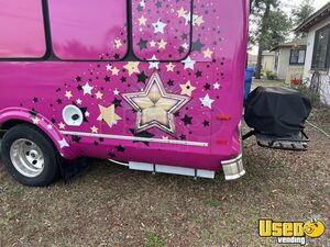 2011 E450 Mobile Hair & Nail Salon Truck Generator Florida Gas Engine for Sale