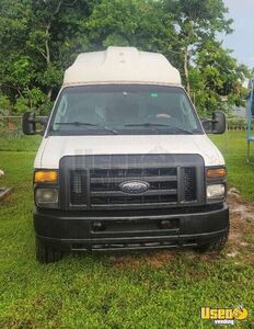 2011 Econoline Van Pet Care / Veterinary Truck Electrical Outlets Florida Gas Engine for Sale