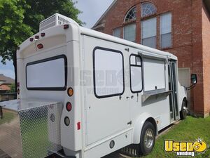 2011 Express 3500 All-purpose Food Truck Air Conditioning Texas Gas Engine for Sale