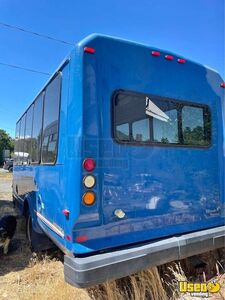 2011 Express Cutaway Shuttle Bus Sound System Washington Diesel Engine for Sale