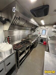 2011 Step Van All-purpose Food Truck Cabinets North Carolina Diesel Engine for Sale