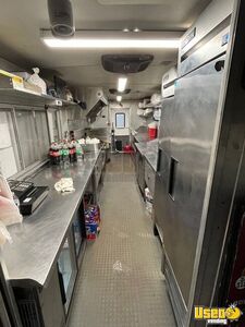 2011 Step Van All-purpose Food Truck Exterior Customer Counter North Carolina Diesel Engine for Sale