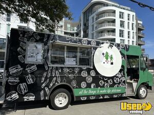 2011 Workhorse All-purpose Food Truck California Gas Engine for Sale