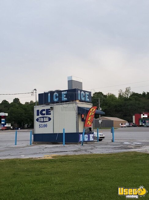 2012 15'8" X 7'10" Bagged Ice Machine Arkansas for Sale