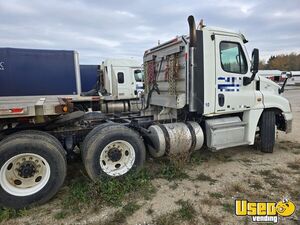 2012 Cascadia Freightliner Semi Truck 3 Wisconsin for Sale