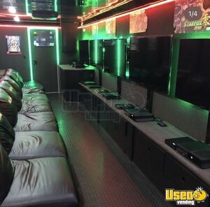 2012 Mobile Video Game Trailer Party / Gaming Trailer Cabinets Ohio for Sale