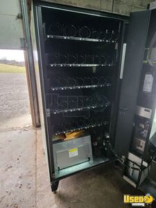 2013 39 Ams Combo Vending Machine 2 Pennsylvania for Sale